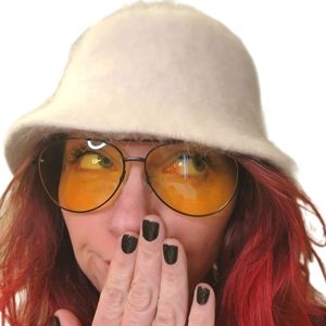 Vintage David and Young off-white Angora Blend all season Bucket Hat one size